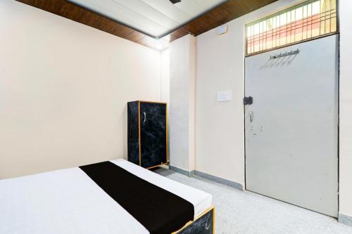 Hotel O Shivay Inn,,4 star