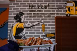 the rustic jibhi backpackers hostel