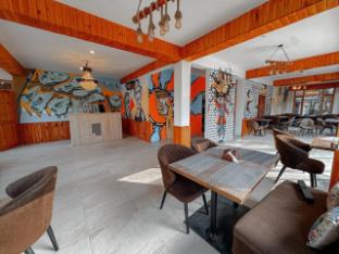 the rustic jibhi backpackers hostel