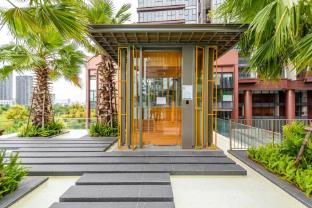 metropole deluxe apartment view city center