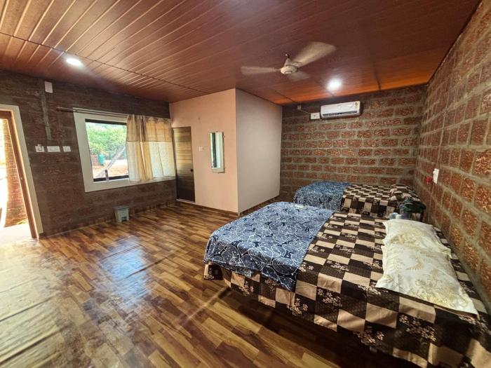 ocean beach stay honnavar
