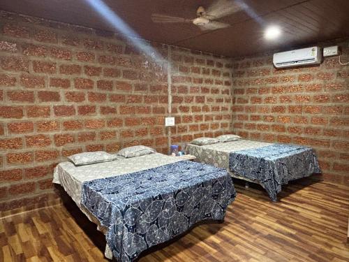 ocean beach stay honnavar