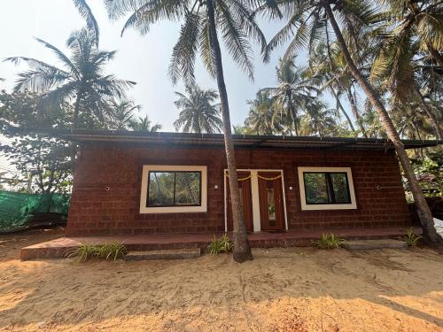 ocean beach stay honnavar