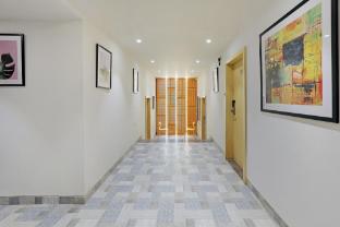 Hotel Yellow Courtyard Unit Of Rvs,,4 star
