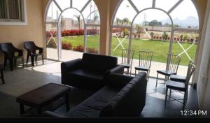 The Sol Street Villa,,4 star