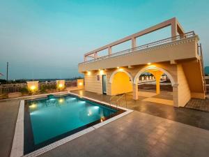 the sol street villa