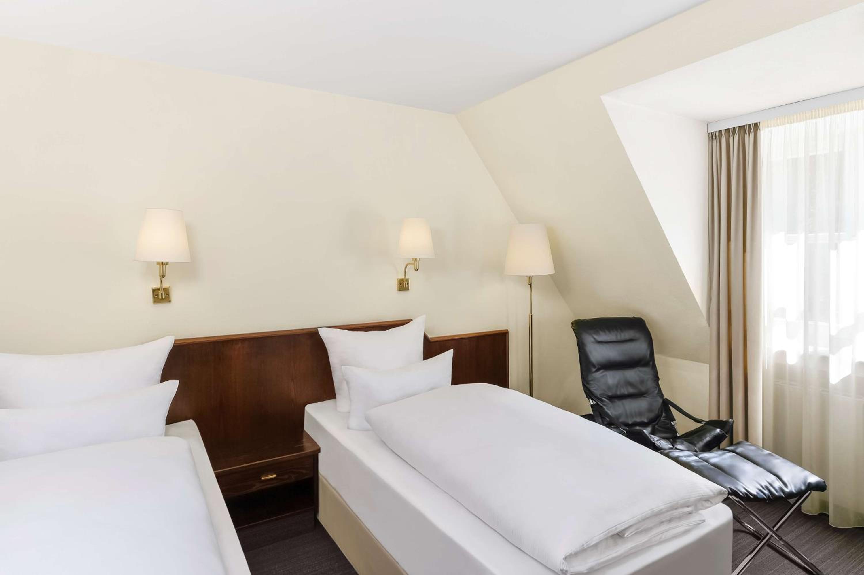 elaya hotel noerdlingen trademark by wyndham