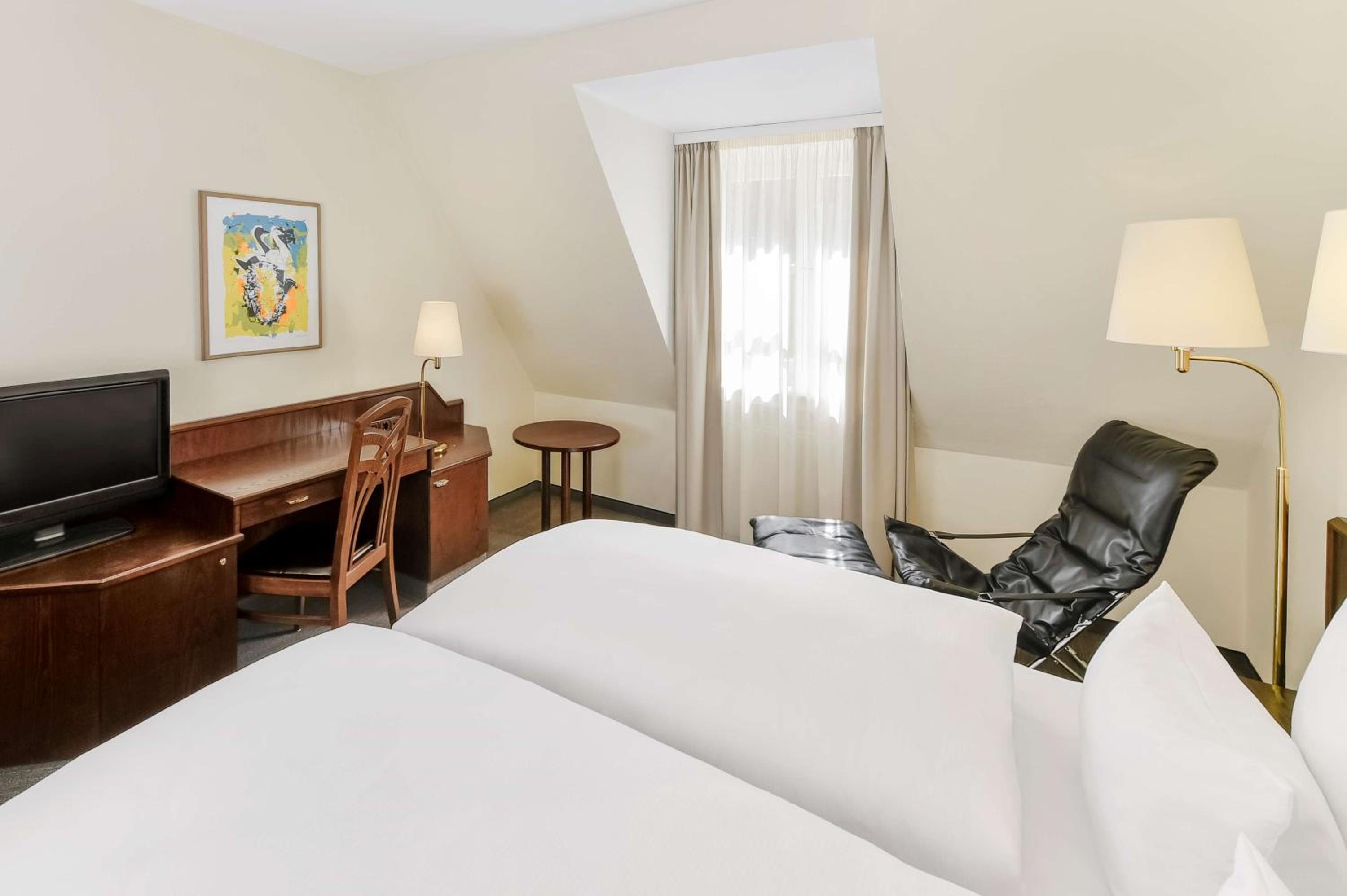elaya hotel noerdlingen trademark by wyndham
