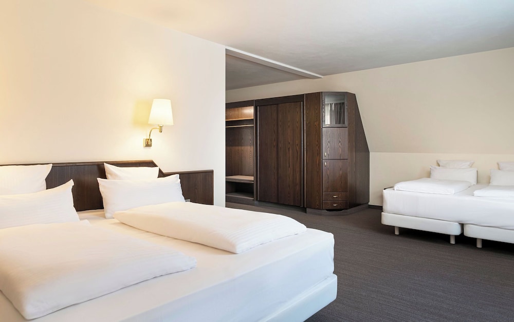 elaya hotel noerdlingen trademark by wyndham
