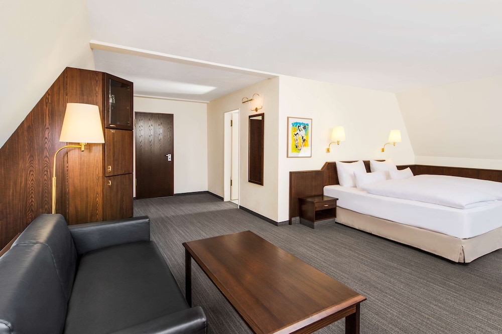 elaya hotel noerdlingen trademark by wyndham