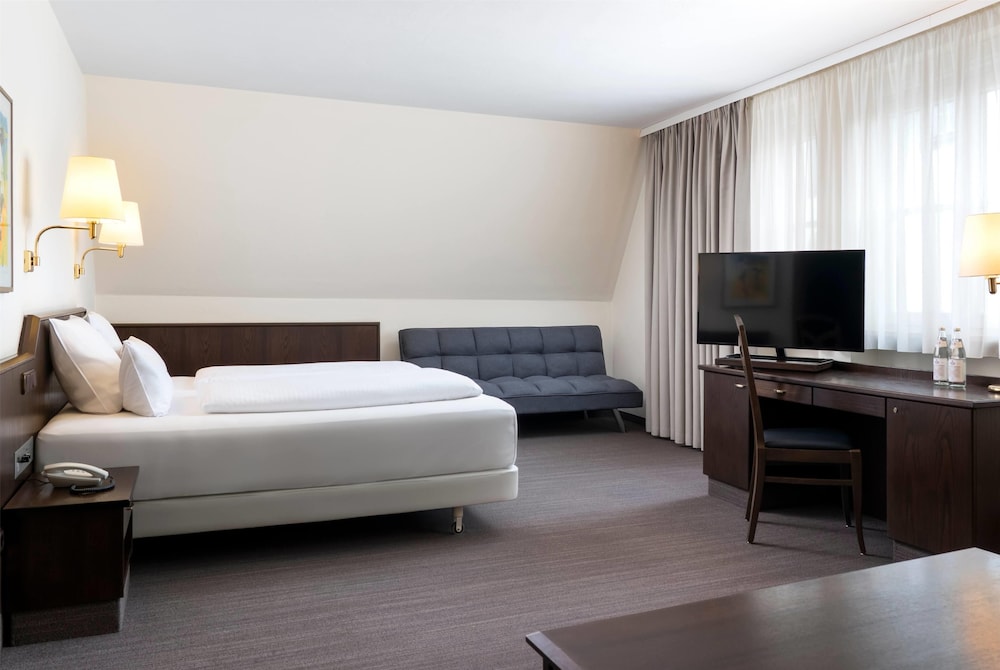 elaya hotel noerdlingen trademark by wyndham