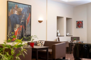 Elaya Hotel Noerdlingen, Trademark By Wyndham,,4 star