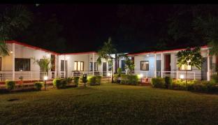 ekantam riverside resort