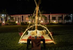 ekantam riverside resort