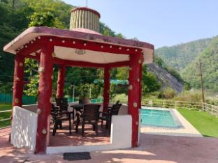 ekantam riverside resort