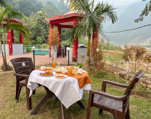 ekantam riverside resort