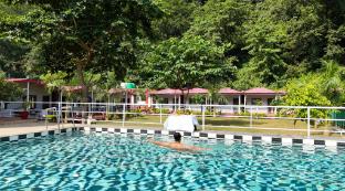 ekantam riverside resort