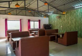 ekantam riverside resort