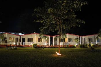 ekantam riverside resort