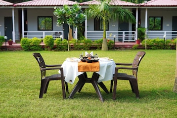ekantam riverside resort