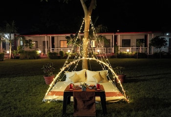 ekantam riverside resort