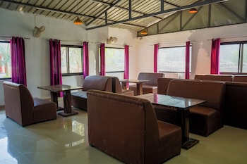 ekantam riverside resort