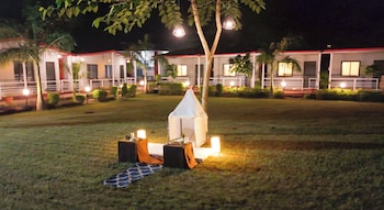 ekantam riverside resort