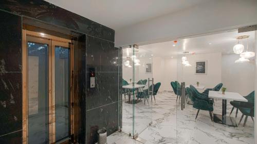 perfectstayz premium varanasi