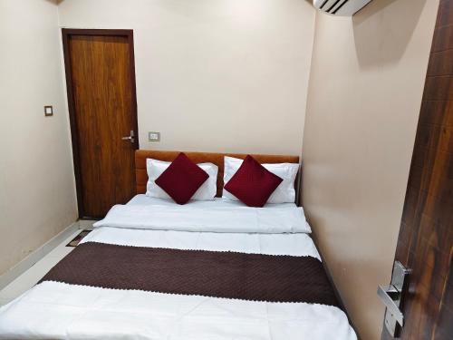mahaveer homestay