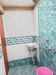mahaveer homestay
