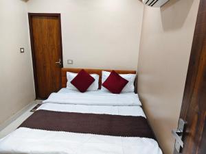 mahaveer homestay
