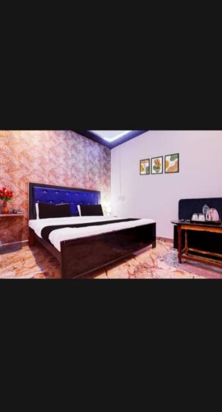 shree s b guest house