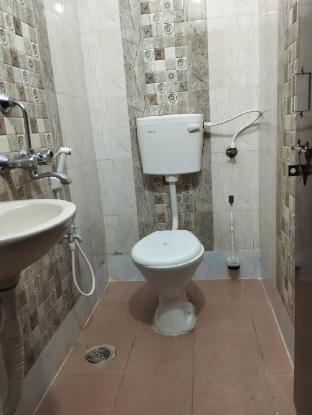 3 bhk for friends and families 302