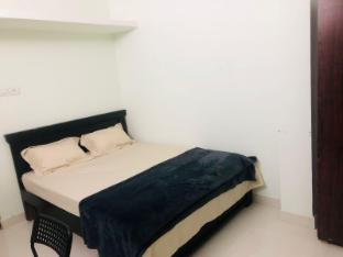 3 Bhk For Friends And Families (302),,2 star