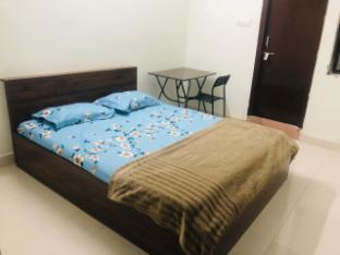 3 Bhk For Friends And Families (302),,2 star
