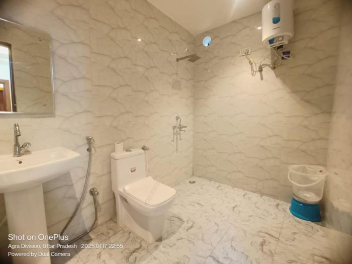 agra bliss a luxury home stay