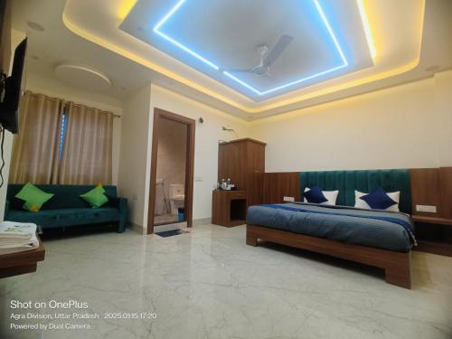 agra bliss a luxury home stay