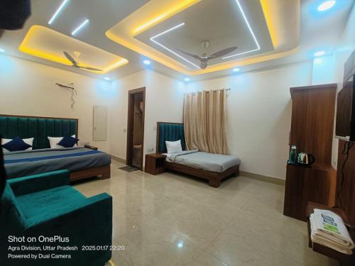 agra bliss a luxury home stay