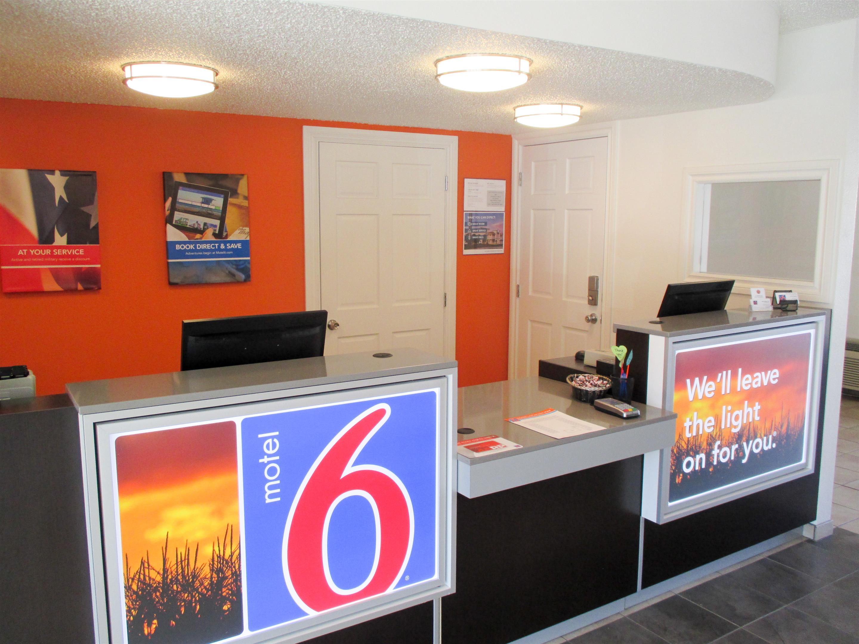 motel 6 butte mt historic city center