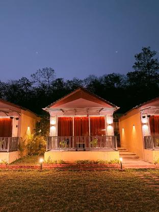 mountain woods farm stay