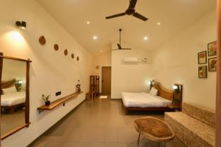mountain woods farm stay