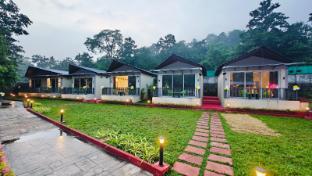 mountain woods farm stay