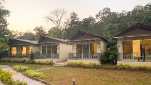 mountain woods farm stay
