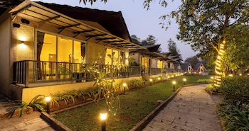 mountain woods farm stay