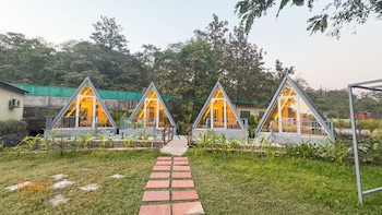 mountain woods farm stay