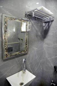 hotel m plaza dhulagar