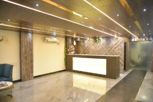 Hotel M Plaza Dhulagar,,5 star