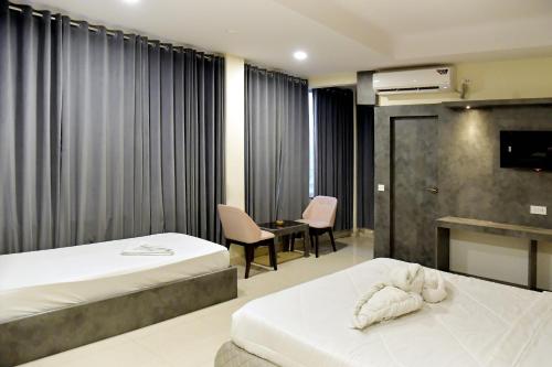 hotel m plaza dhulagar
