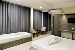 hotel m plaza dhulagar
