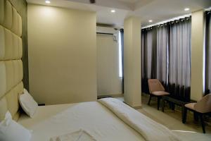 hotel m plaza dhulagar